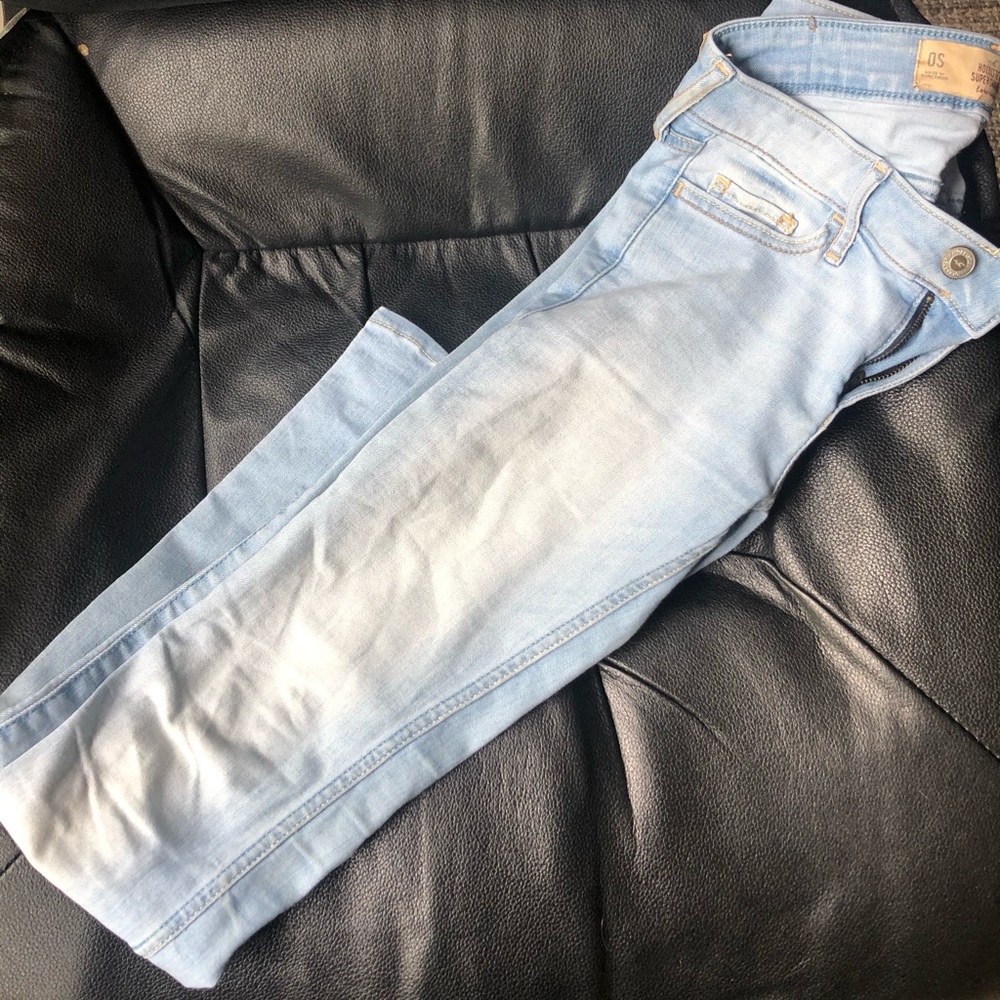 Hollister Super Skinny Low Rise Jeans 0S